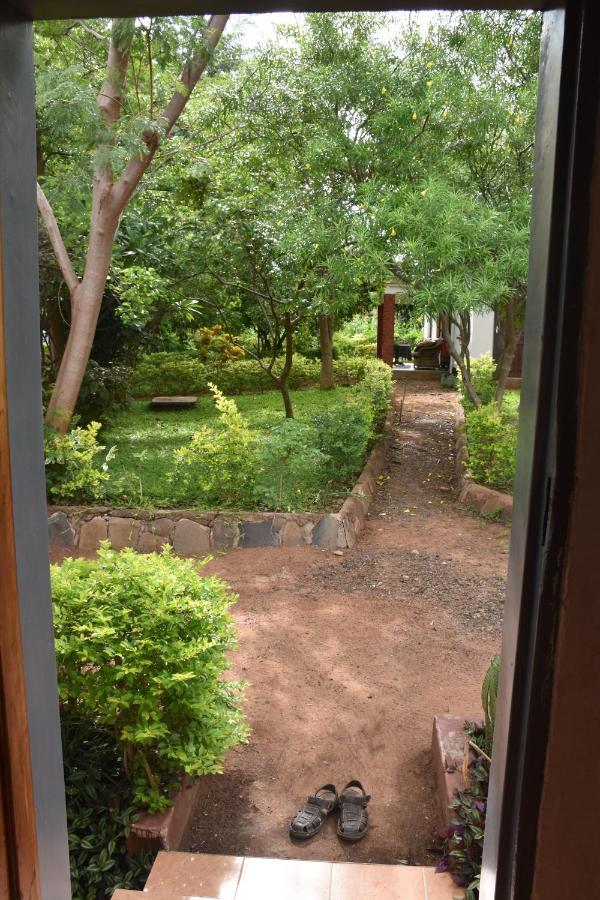 Bed and Breakfast Tabonina Bis à Livingstone Extérieur photo