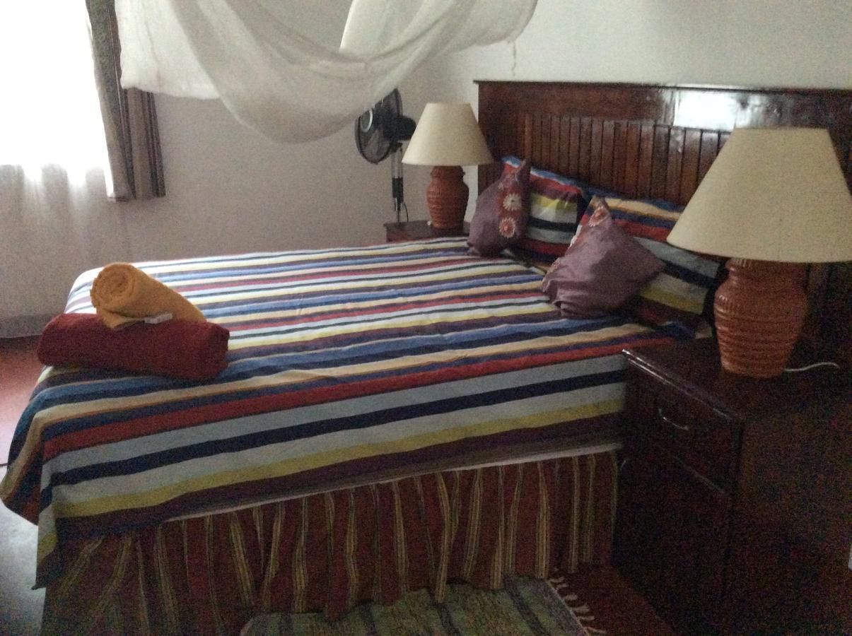 Bed and Breakfast Tabonina Bis à Livingstone Extérieur photo