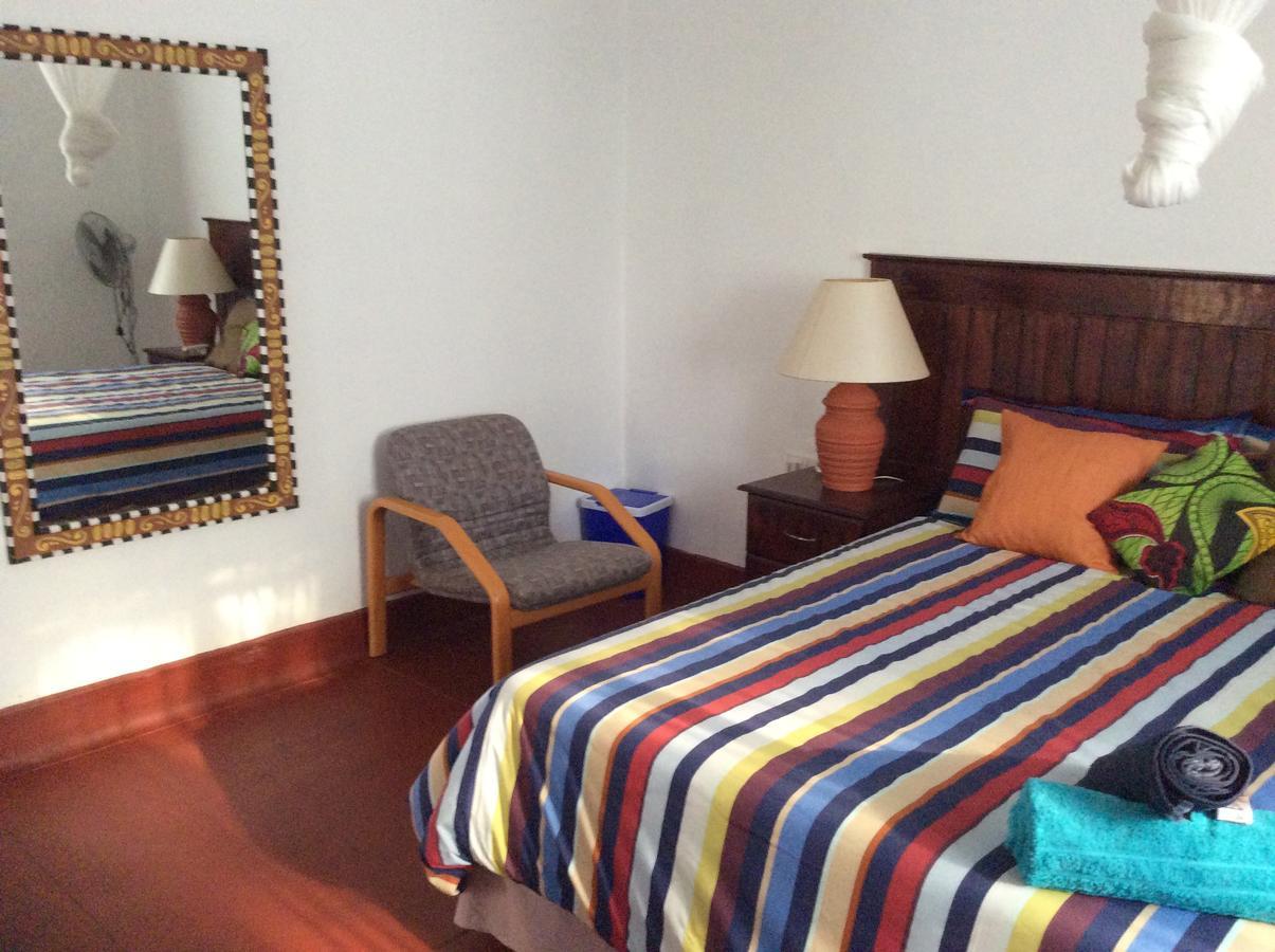 Bed and Breakfast Tabonina Bis à Livingstone Extérieur photo