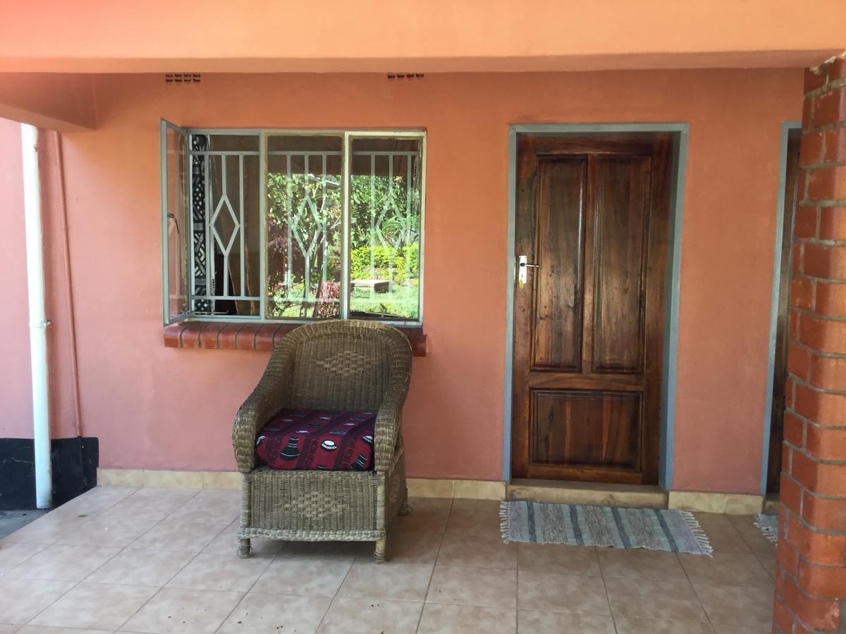 Bed and Breakfast Tabonina Bis à Livingstone Extérieur photo