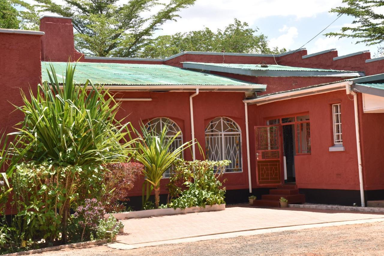 Bed and Breakfast Tabonina Bis à Livingstone Extérieur photo